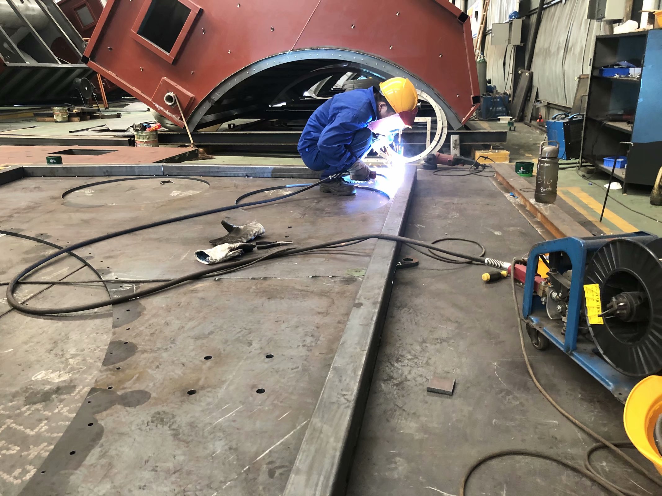 湖南正鼎環(huán)境保護(hù)工程有限責(zé)任公司,揚克氣罩,密閉汽罩,熱回收系統(tǒng)